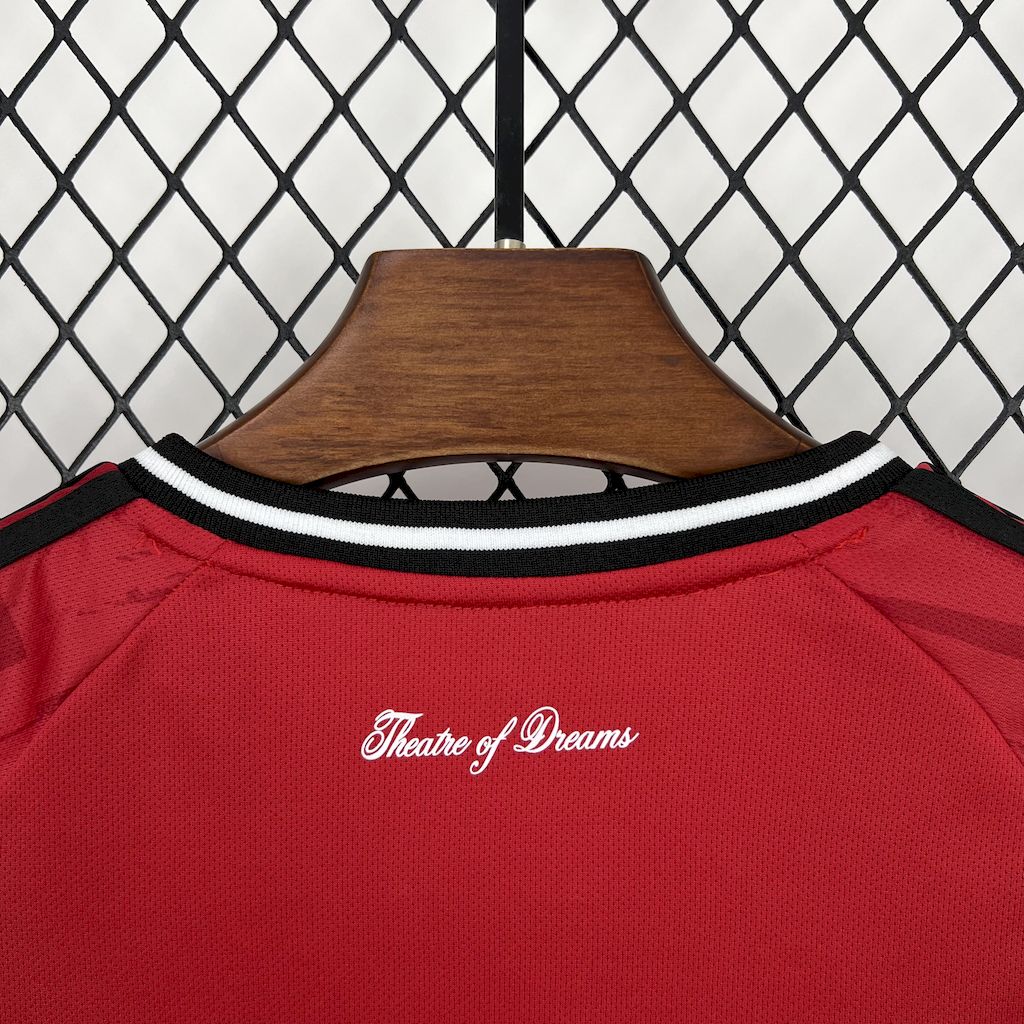 Manchester United 2025/26 Conjunto Principal – Criança