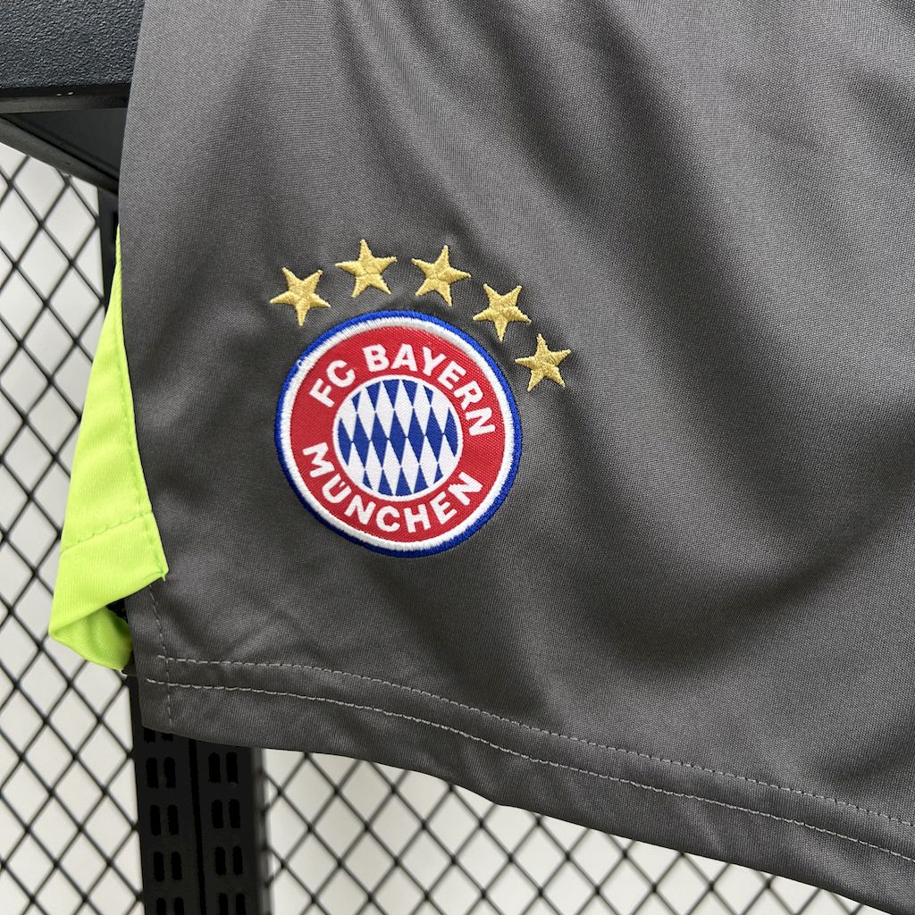 Bayern de Munique 2025/26 Conjunto de Guarda-Redes – Criança