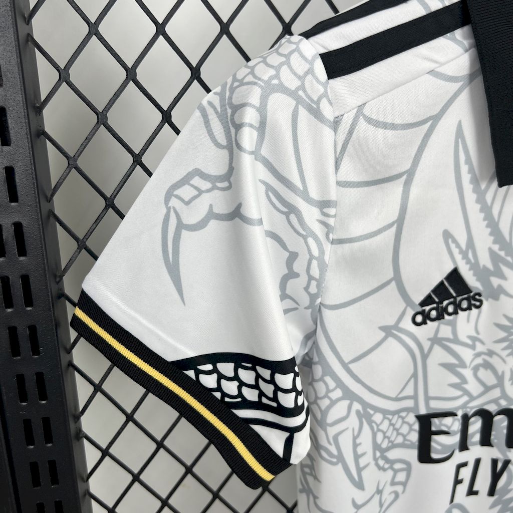 Real Madrid 2022/23 Conjunto Dragon – Criança