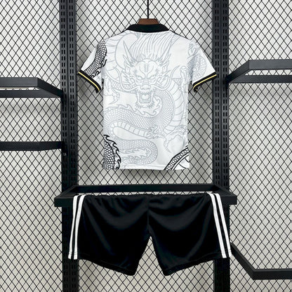 Real Madrid 2022/23 Conjunto Dragon – Criança
