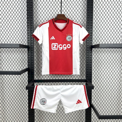Ajax 2025/26 Conjunto Principal – Criança