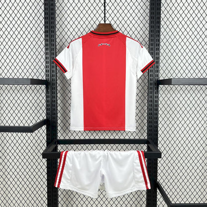 Ajax 2025/26 Conjunto Principal – Criança