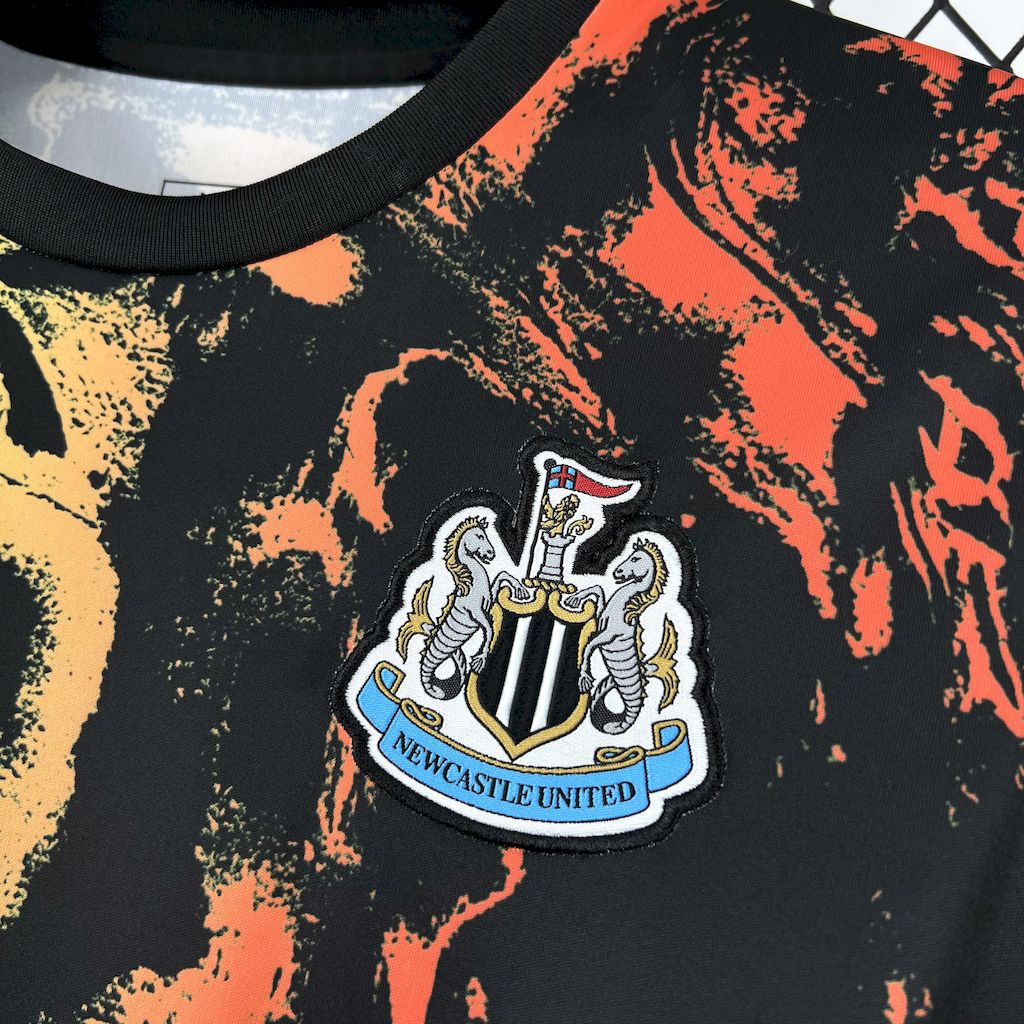 Newcastle United 2025/26 Camisola de Pré-Jogo – Homem