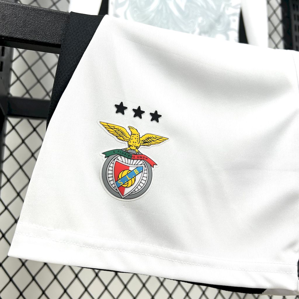Benfica 2024/25 Conjunto Quarto Conceito – Criança