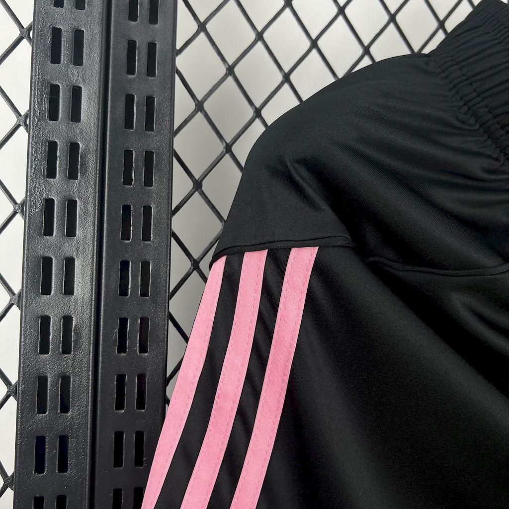 Juventus 2025/26 Calções Principais – Homem