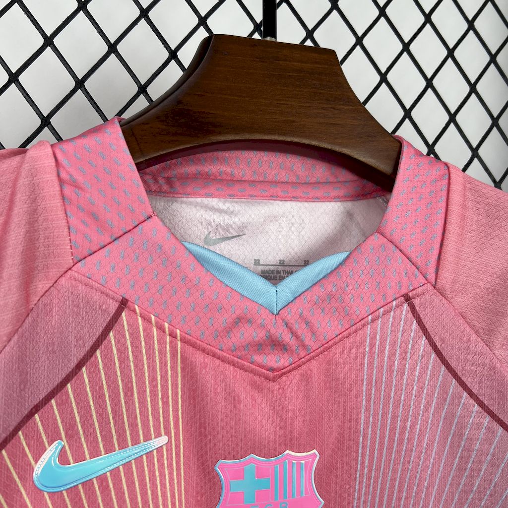 Barcelona 2025/26 Conjunto Rosa Edição Especial – Criança
