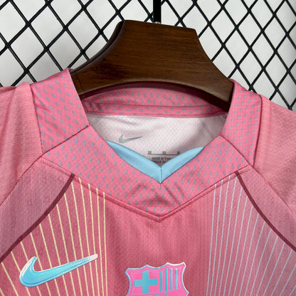 Barcelona 2025/26 Conjunto Rosa Edição Especial – Criança
