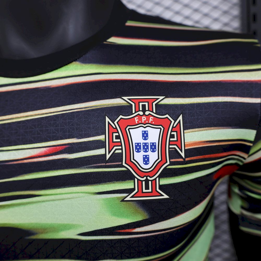 Portugal 2025/26 Camisola de Pré-Jogo Camouflage Versão Jogador – Homem