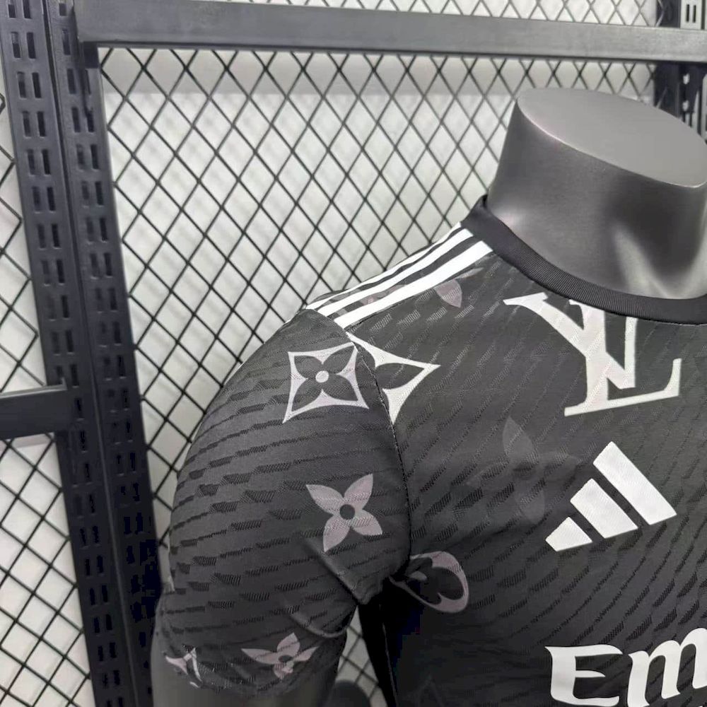 Real Madrid 2025/26 Camisola Preta Louis Vuitton Versão Jogador – Homem