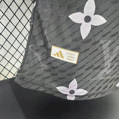 Real Madrid 2025/26 Camisola Preta Louis Vuitton Versão Jogador – Homem