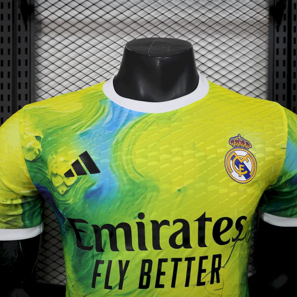 Real Madrid 2025/26 Camisola Especial Verde Versão Jogador – Homem