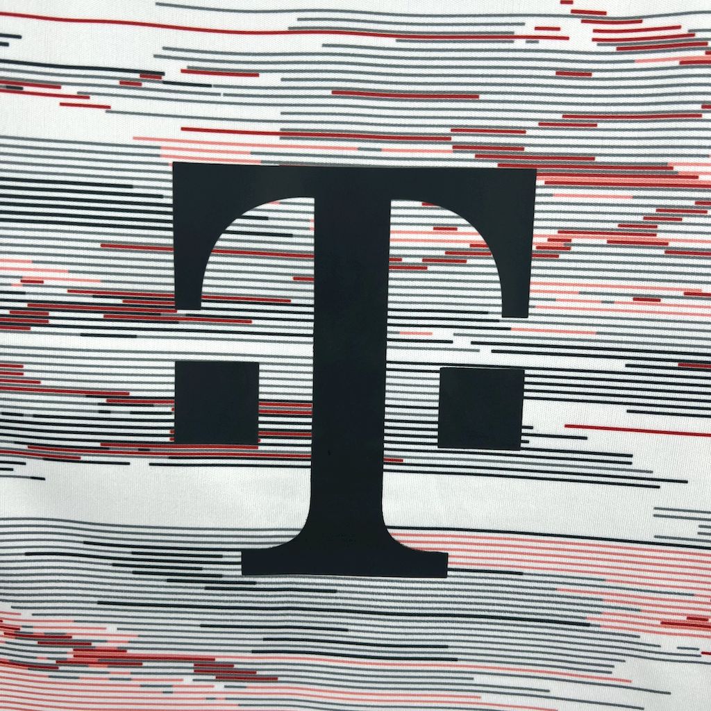 Bayern de Munique 2025/26 Camisola Alternativa – Mulher