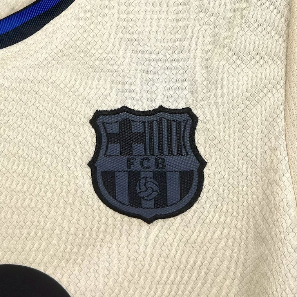 Barcelona 2025/26 Conjunto Alternativo – Criança