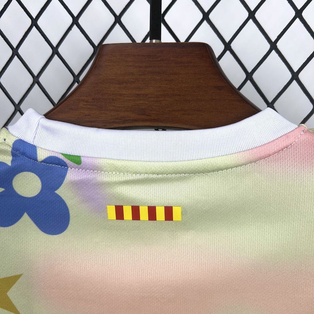 Barcelona 2025/26 Conjunto Especial Flower – Criança