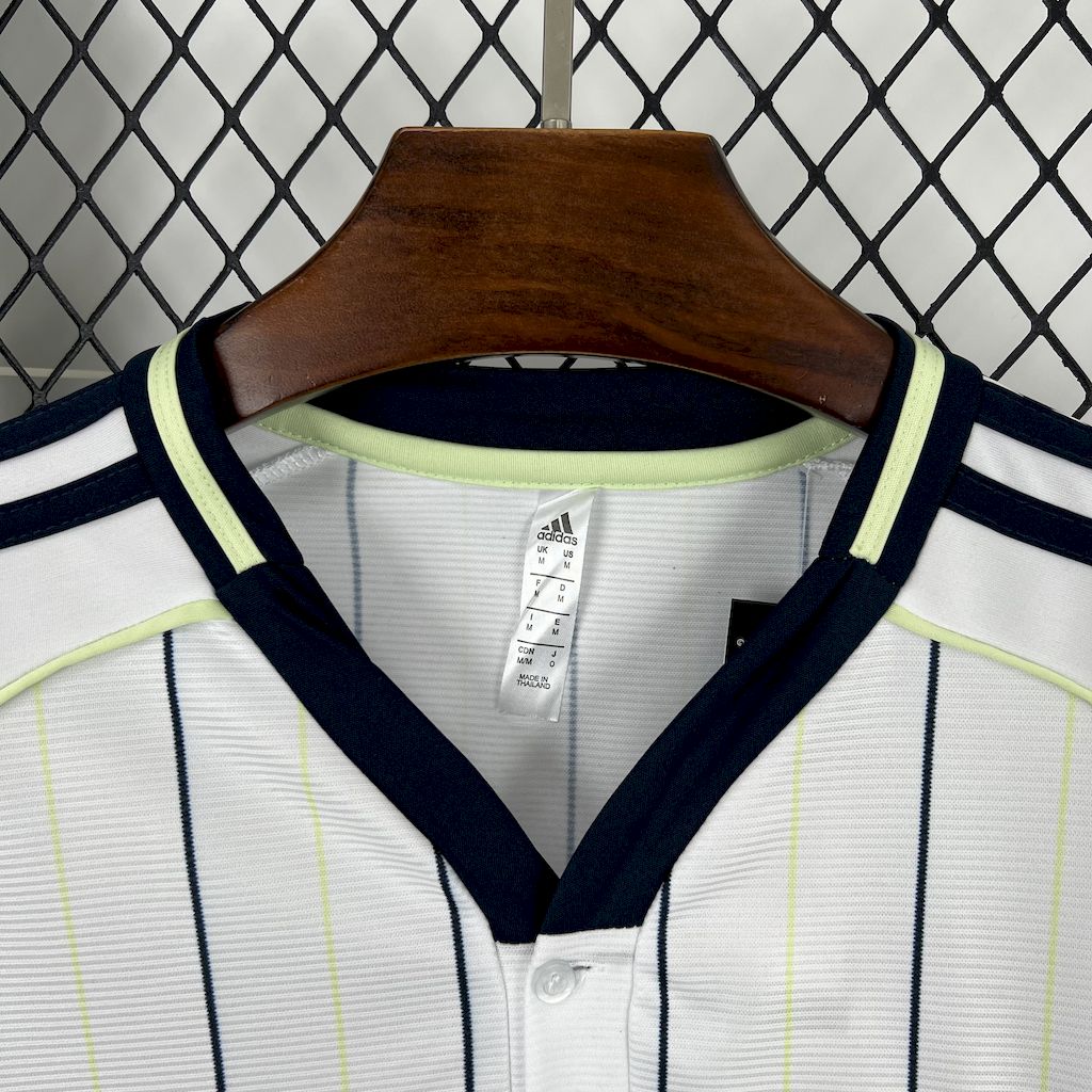 Real Madrid 2025/26 Camisola Basebol – Homem