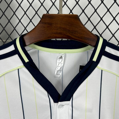 Real Madrid 2025/26 Camisola Basebol – Homem