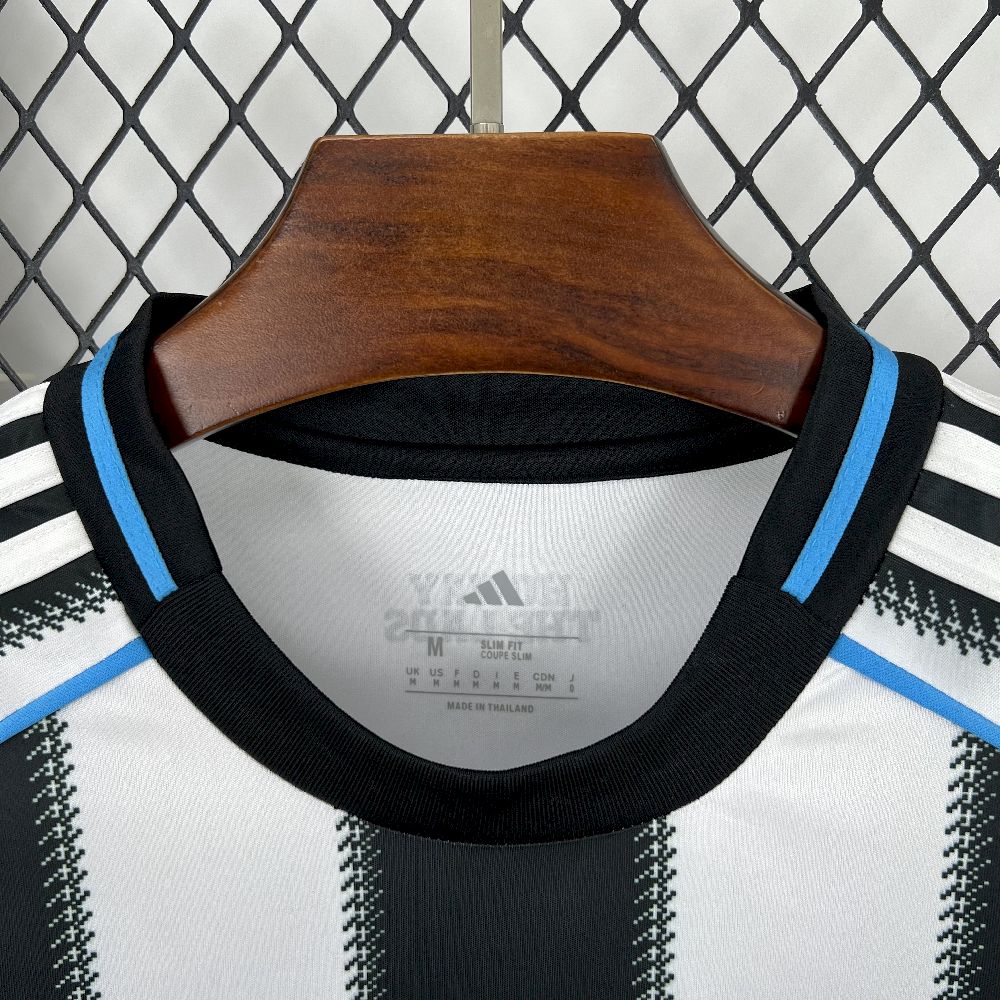 Newcastle United 2025/26 Camisola Principal – Homem