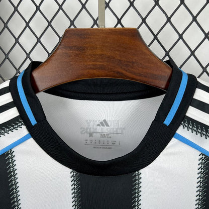 Newcastle United 2025/26 Camisola Principal – Homem