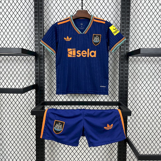 Newcastle United 2025/26 Conjunto Terceiro – Criança