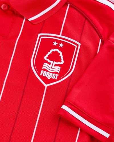 Nottingham Forest 2025/26 Camisola Principal – Homem