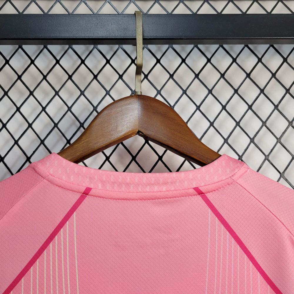 Barcelona 2025/26 Camisola Rosa – Mulher