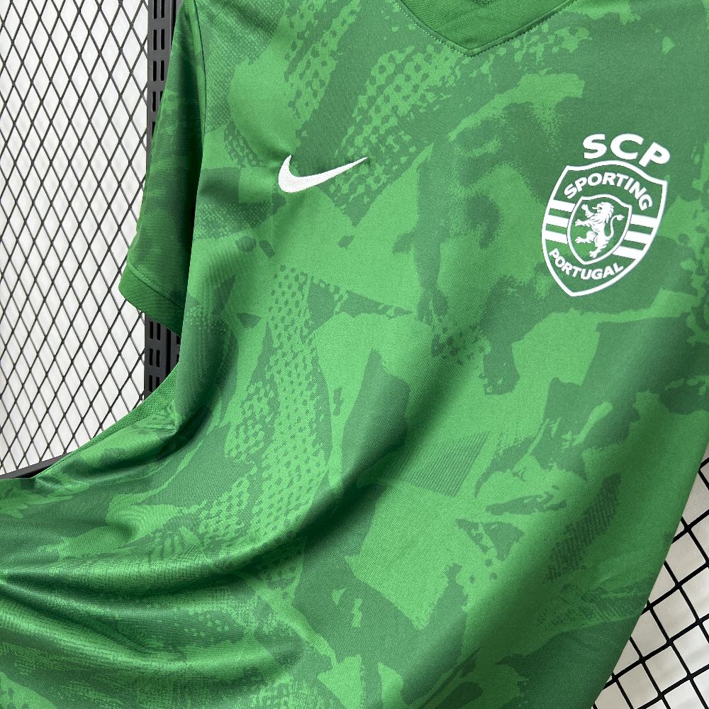 Sporting CP 2025/26 Camisola de Pré-Jogo – Homem