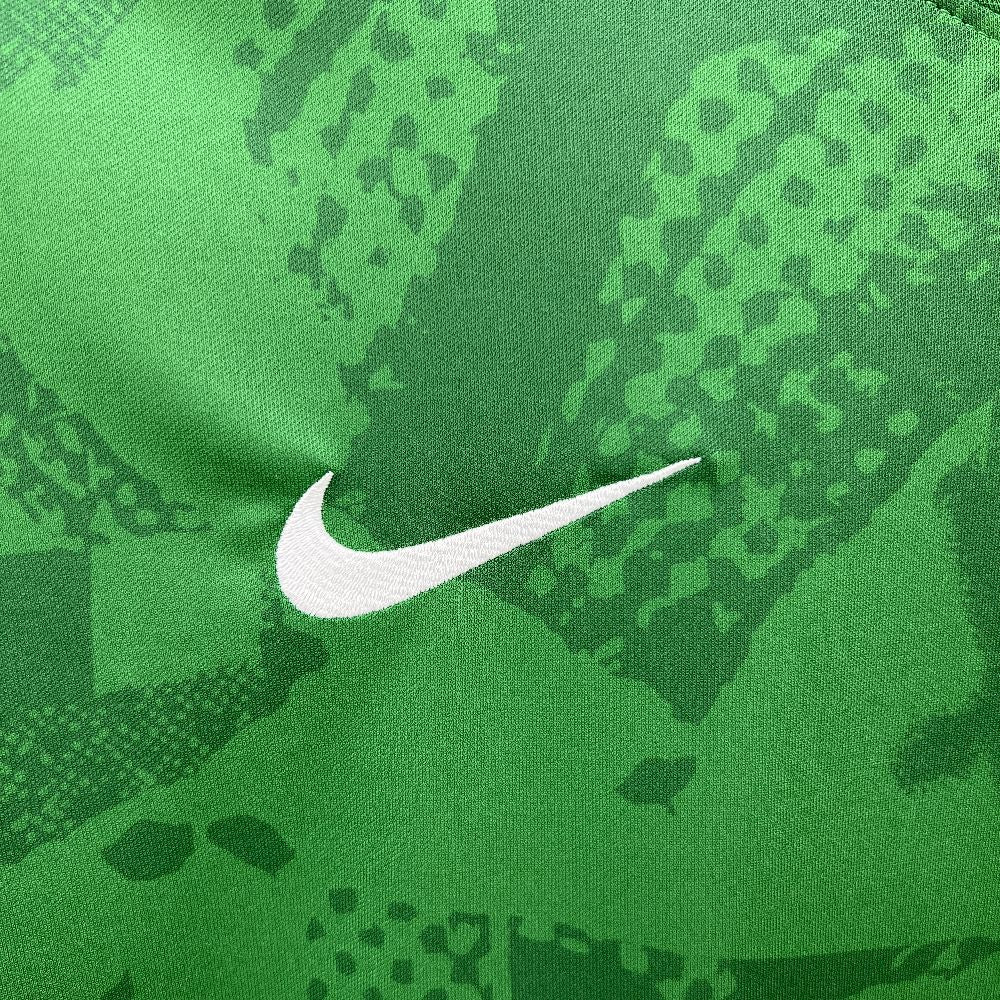 Sporting CP 2025/26 Camisola de Pré-Jogo – Homem