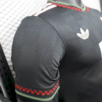 Bayern de Munique 2025/26 Camisola Terceira Versão Jogador – Homem