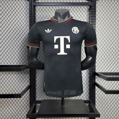 Bayern de Munique 2025/26 Camisola Terceira Versão Jogador – Homem
