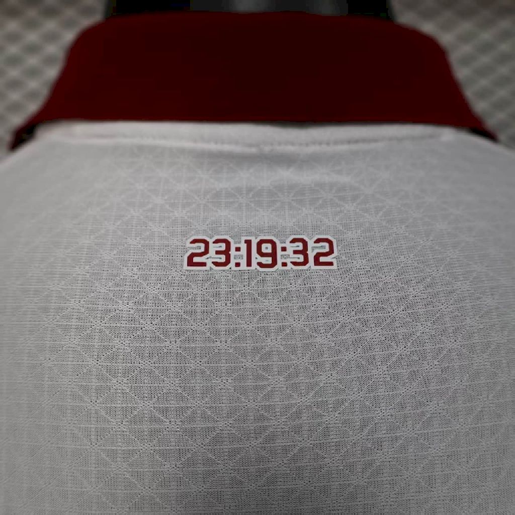 Galatasarays 2025/26 Camisola Alternativa Versão Jogador – Homem