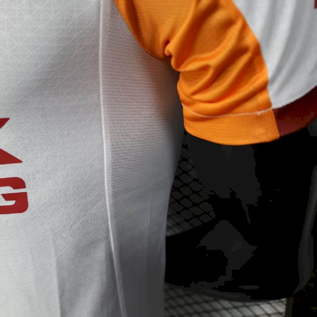 Galatasarays 2025/26 Camisola Alternativa Versão Jogador – Homem