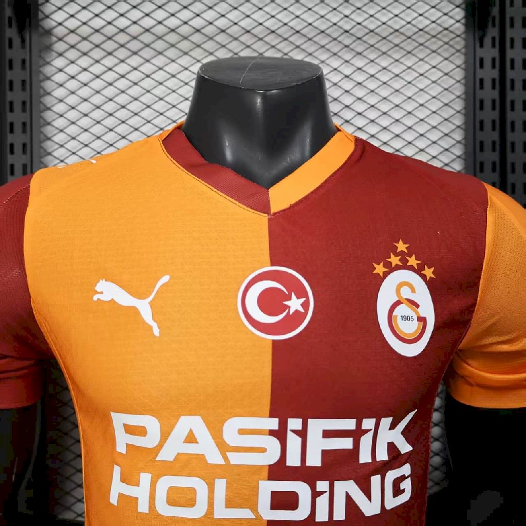 Galatasarays 2025/26 Camisola Principal Versão Jogador – Homem