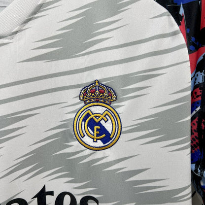 Real Madrid 2025/26 Camisola de Pré-Jogo – Homem