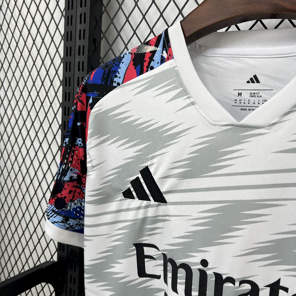 Real Madrid 2025/26 Camisola de Pré-Jogo – Homem