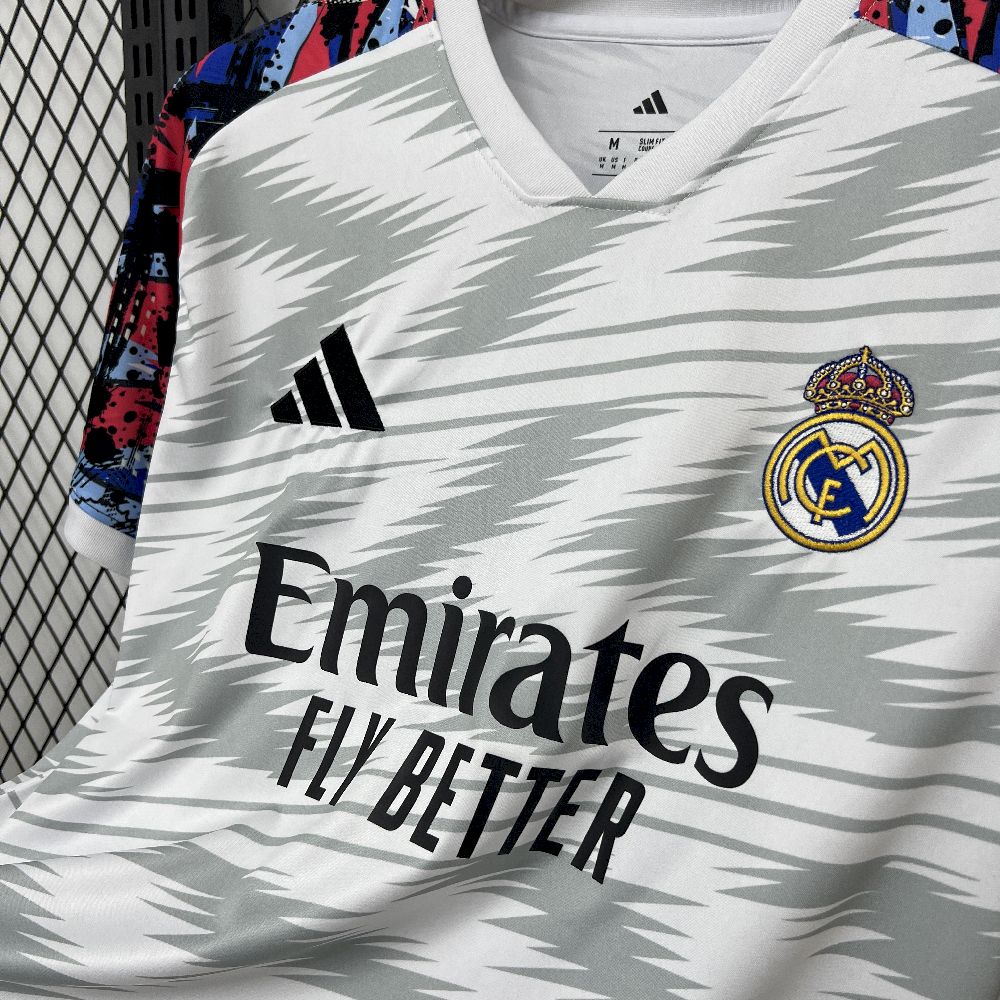Real Madrid 2025/26 Camisola de Pré-Jogo – Homem