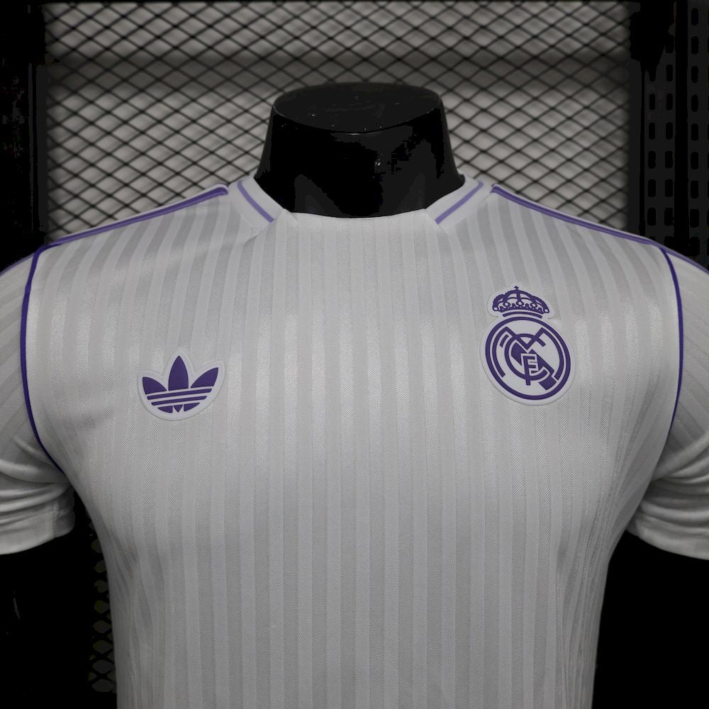 Real Madrid 2025/26 Camisola Especial Versão Jogador – Homem