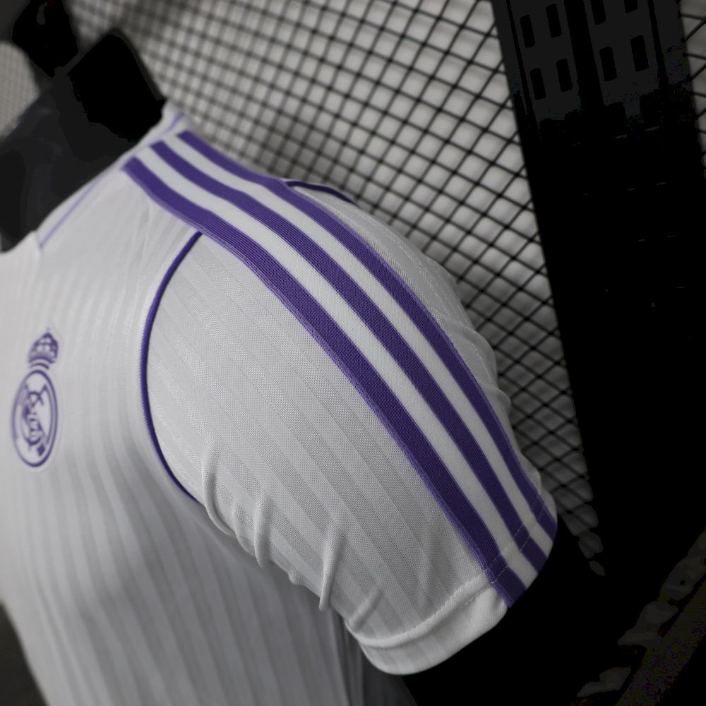 Real Madrid 2025/26 Camisola Especial Versão Jogador – Homem
