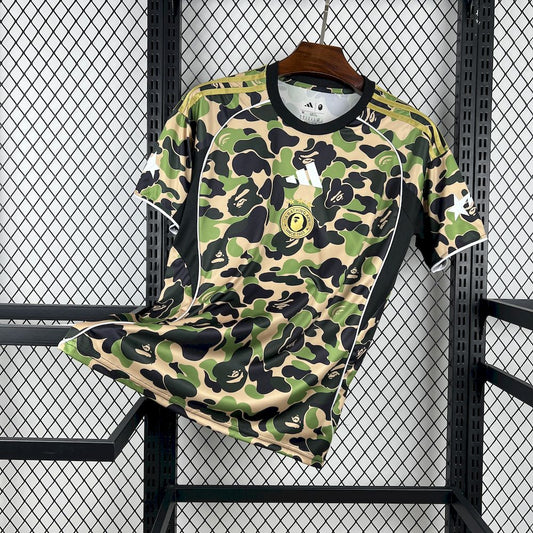AD x BAPE 2025/26 Camisola Camo – Homem