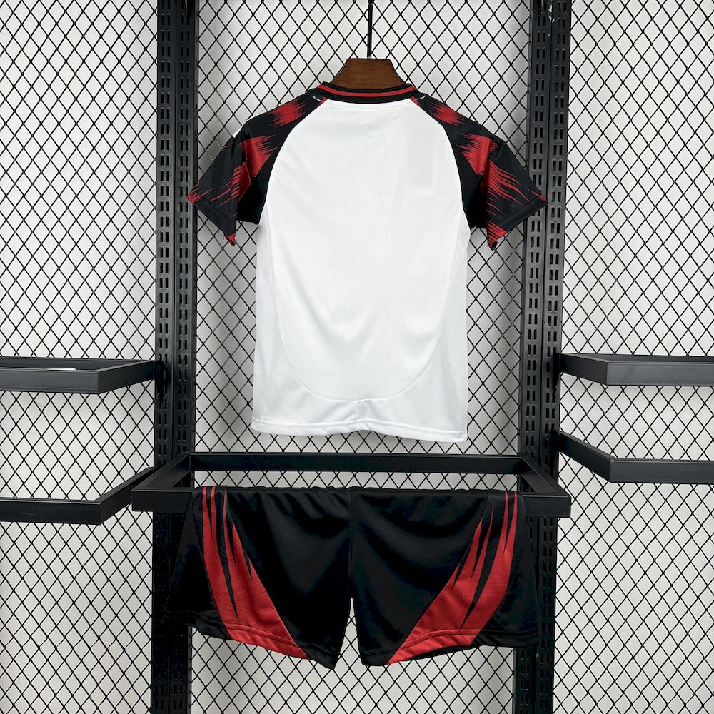 Flamengo 2025/26 Conjunto Alternativo – Criança