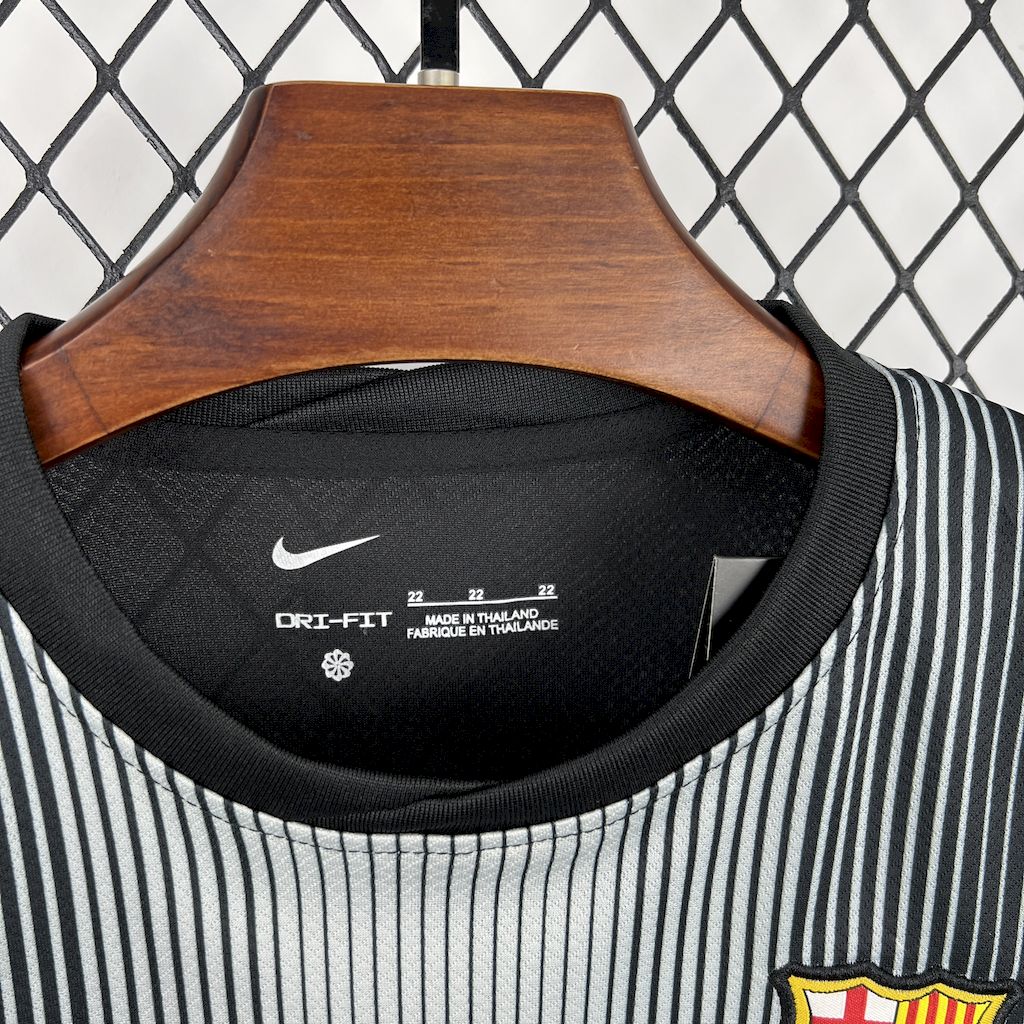 Barcelona 2025/26 Conjunto de Guarda-Redes – Criança