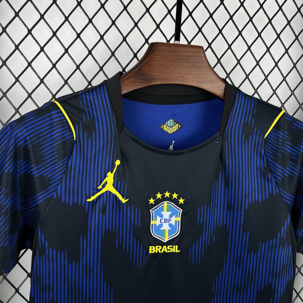 Brasil 2026 Conjunto Alternativo Mundial – Criança