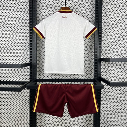 Espanha 2026 Conjunto Alternativo Mundial (Versão Campeão 2 Estrelas) – Criança