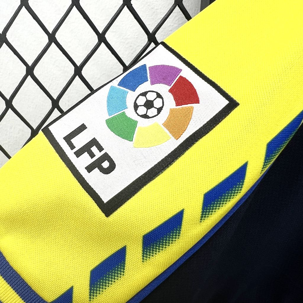 Cadiz 2025/26 Camisola Retro – Homem