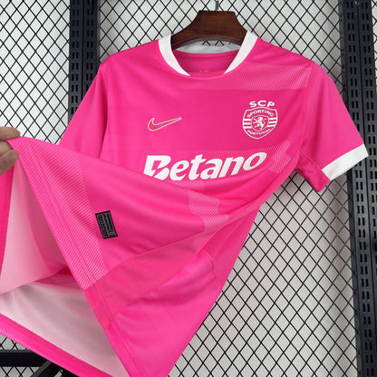 Sporting CP 2026/27 Camisola Rosa Outubro – Homem