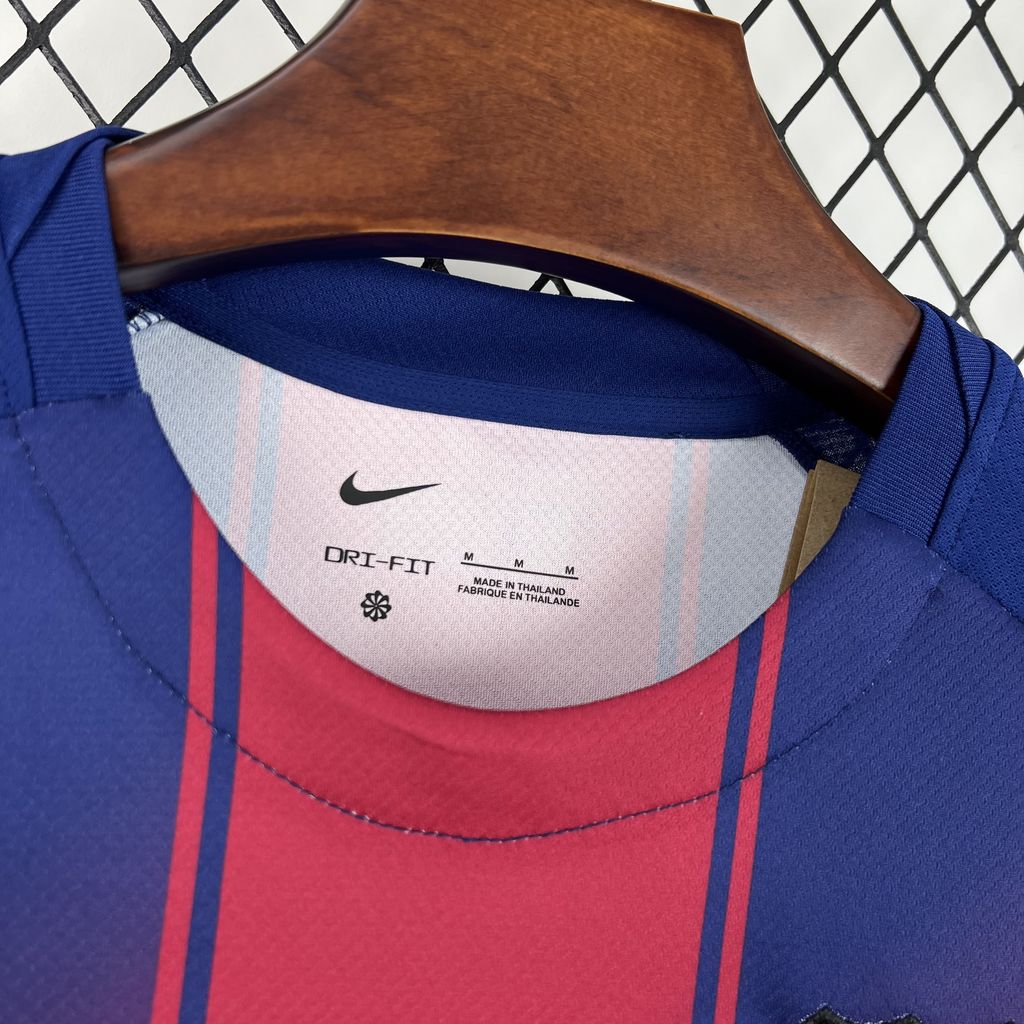 Barcelona x Olivia Rodrigo 2025/26 Camisola Exclusive Edição – Homem