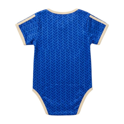 Itália 2026 Babygrow Principal – Bebé