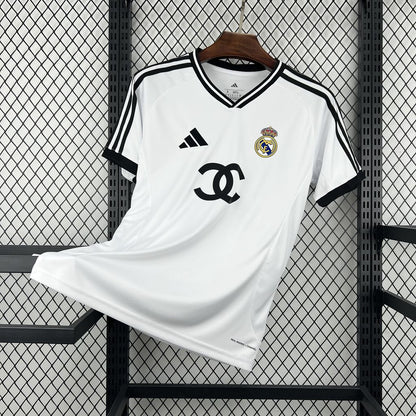 Real Madrid 2026/27 Camisola Collab – Homem