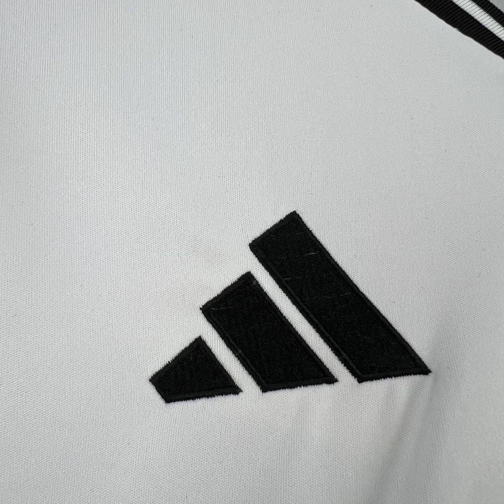 Real Madrid 2026/27 Camisola Collab – Homem