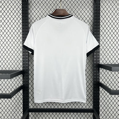 Real Madrid 2026/27 Camisola Collab – Homem
