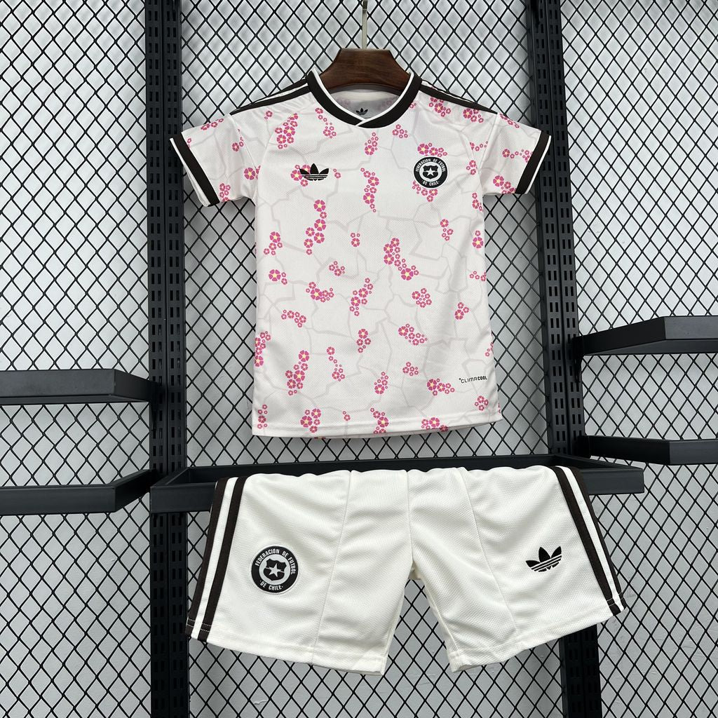 Chile 2026 Conjunto Alternativo – Criança